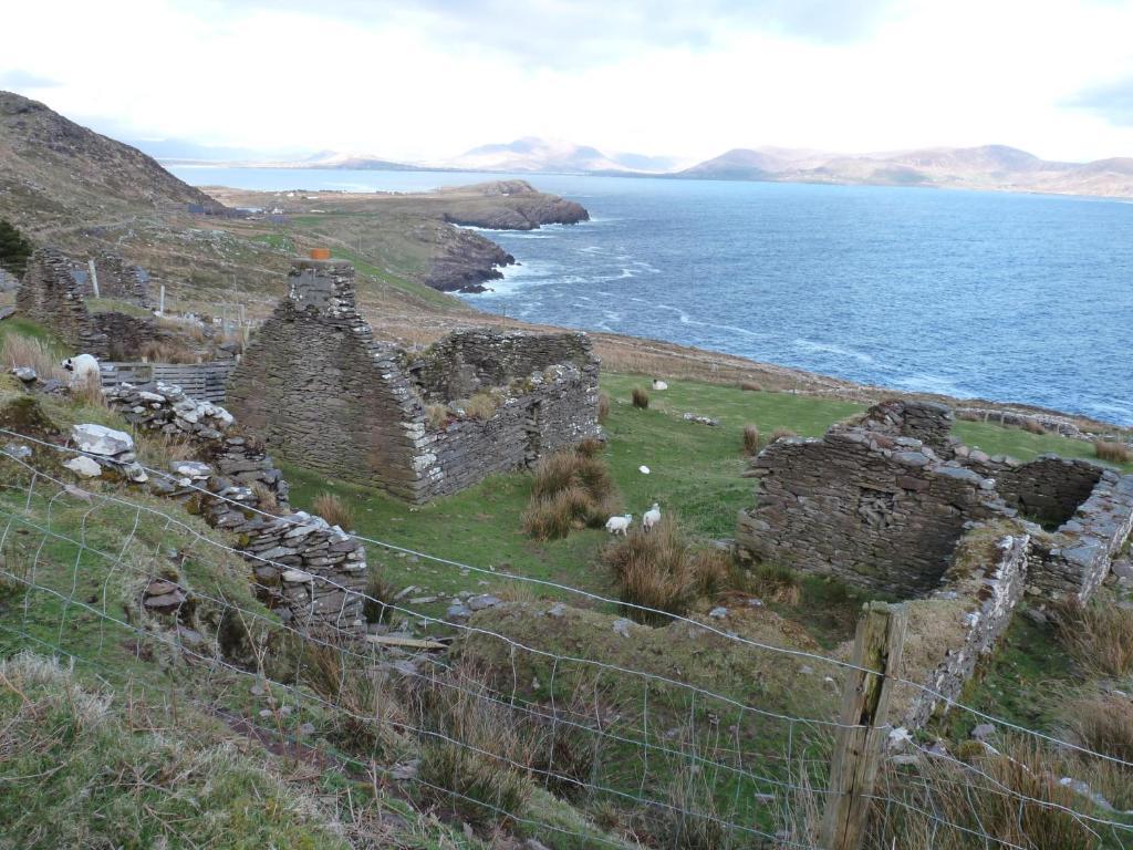 Skellig Cottages Baile na Sceilge Buitenkant foto